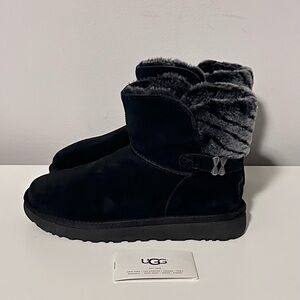 UGG Australia 1013306 Adria Black Suede Sheepskin Boots Women Size 7